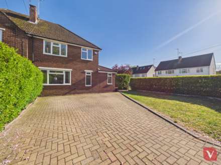 Cheviot Close, Luton, Image 23