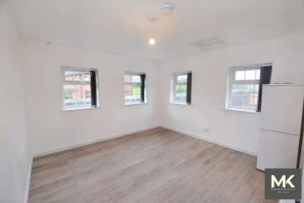 Station Road, Northampton, Image 2