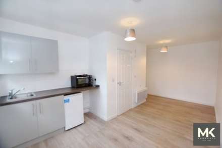 Station Road, Northampton, Image 2