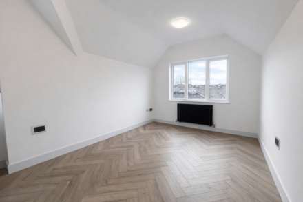 Marsh Road, Luton, Image 4