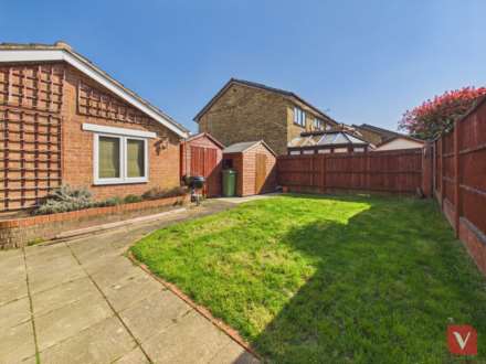Albury Close, Luton, Image 9
