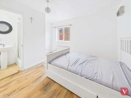 Derby Road, Luton, Image 11