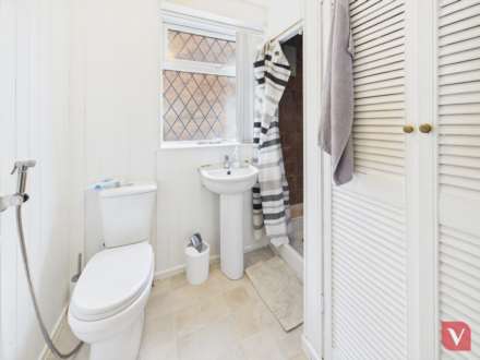 Derby Road, Luton, Image 12