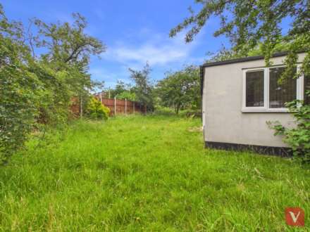 New Bedford Road, Luton, Image 11
