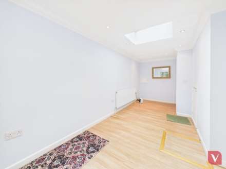 New Bedford Road, Luton, Image 13
