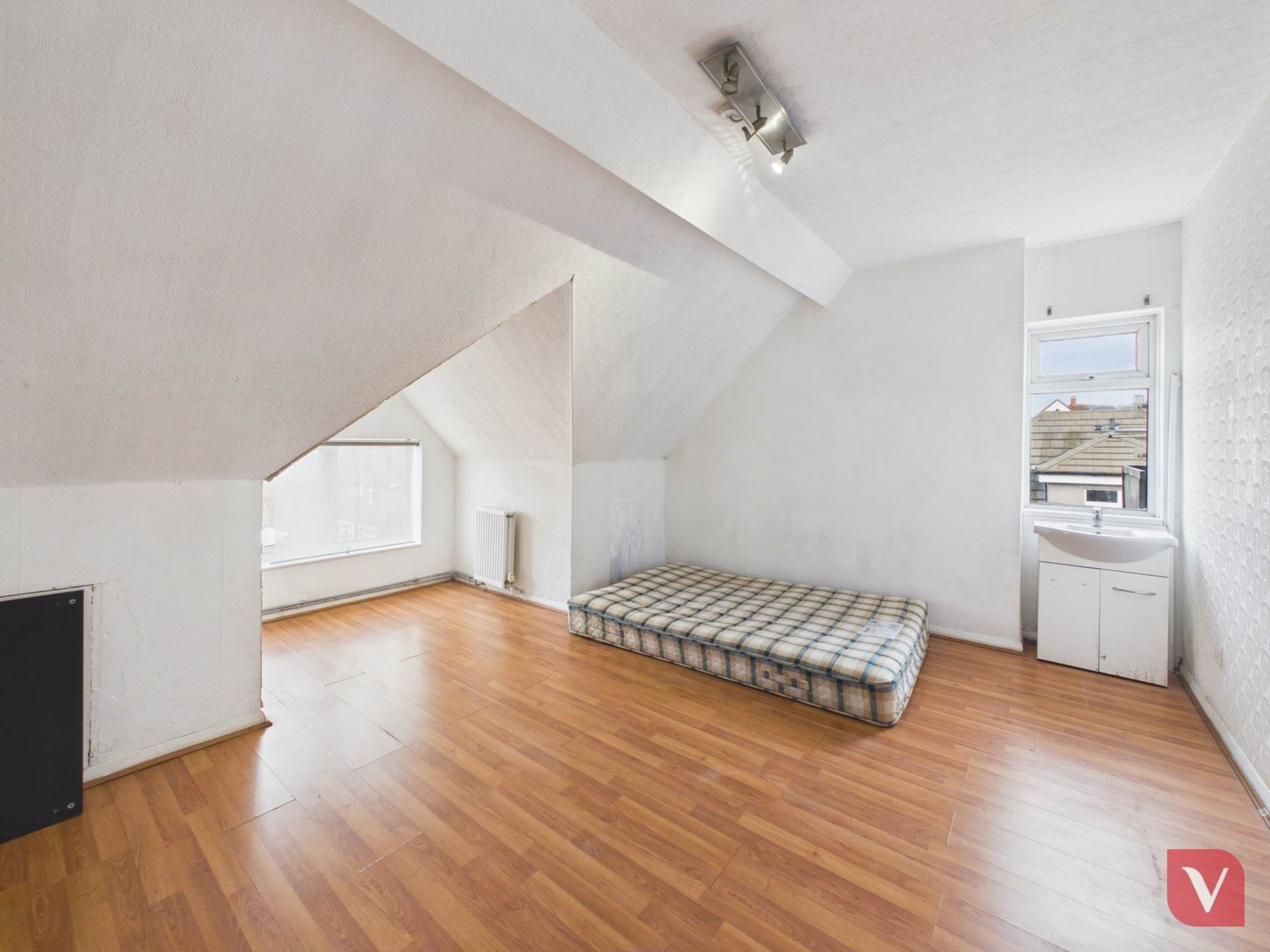 Lansdowne Road, Luton, Image 25