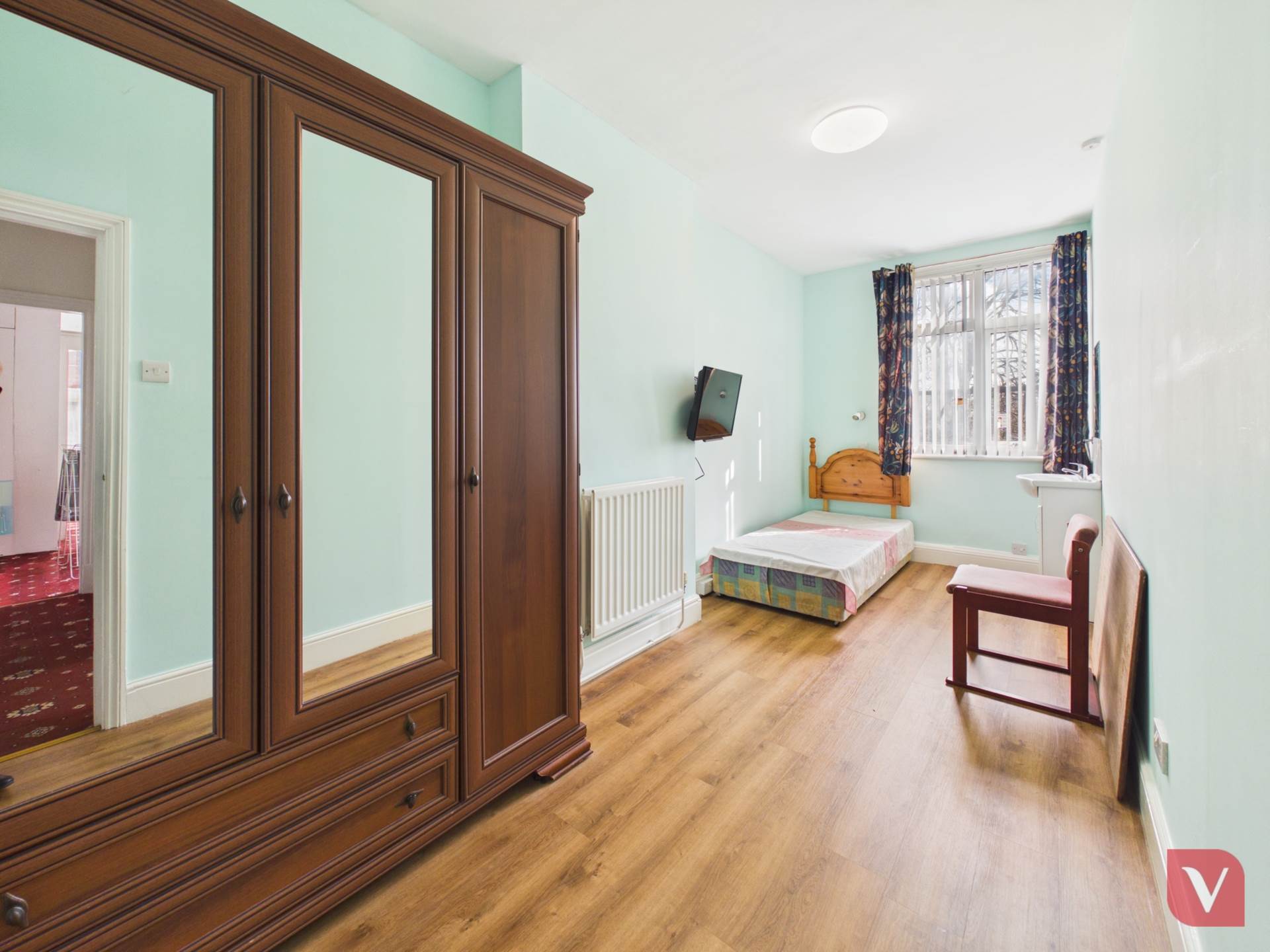 Lansdowne Road, Luton, Image 26