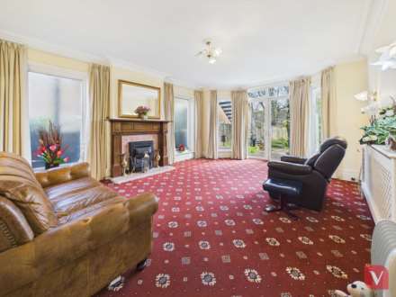 Lansdowne Road, Luton, Image 2