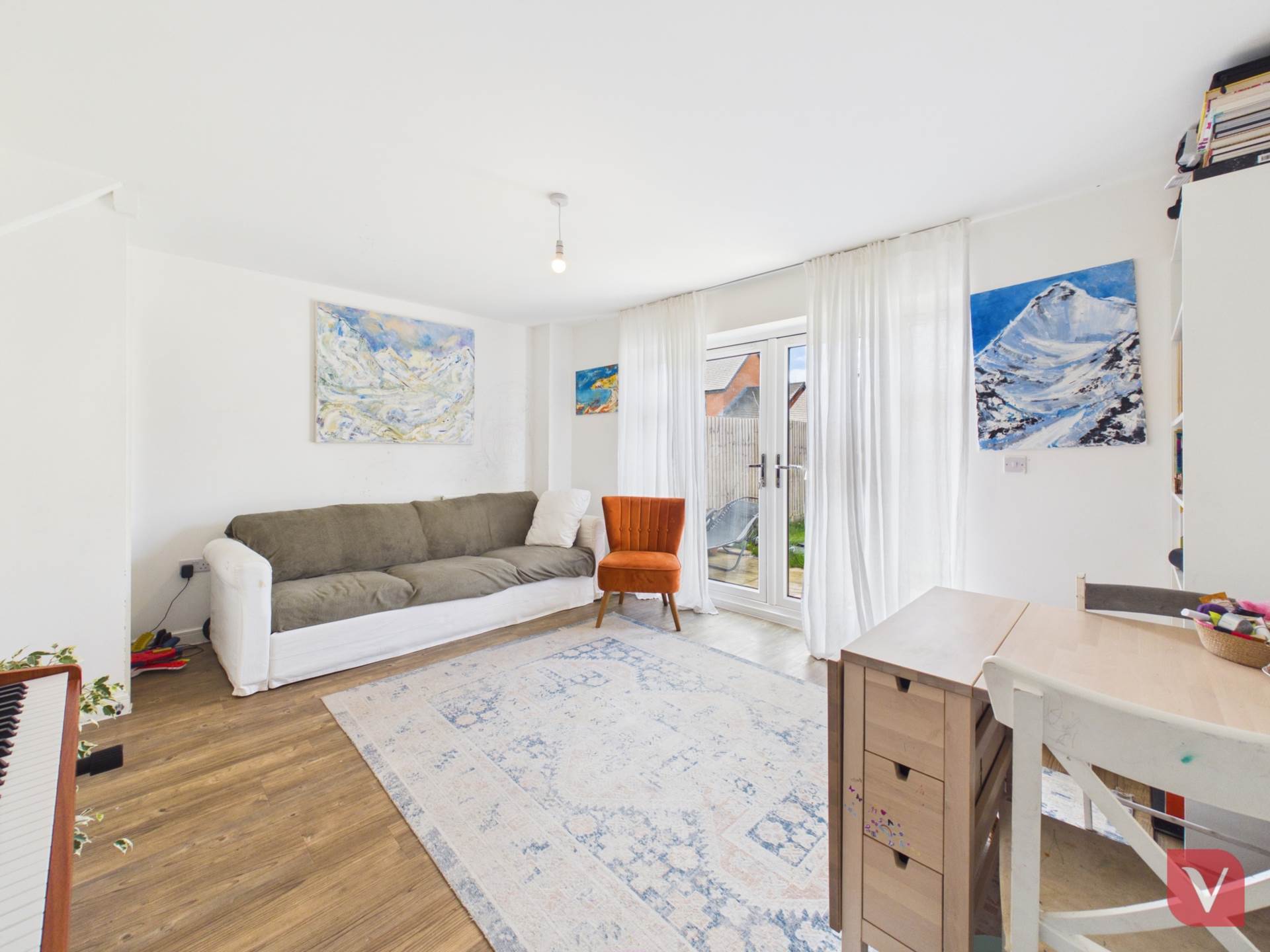 Pantheon Drive, Dunstable, Image 7