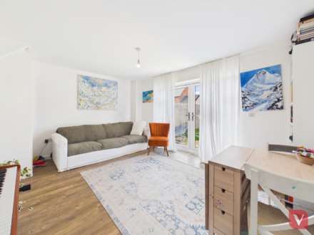 Pantheon Drive, Dunstable, Image 7