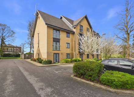 Jonathan Henry Place, Luton, Image 1