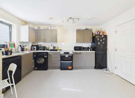 Jonathan Henry Place, Luton, Image 2