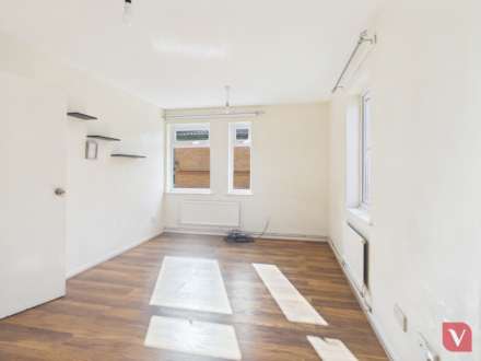 Bradwell Common Boulevard,, Bradwell Common, Image 4