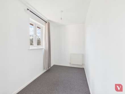 Bradwell Common Boulevard,, Bradwell Common, Image 8