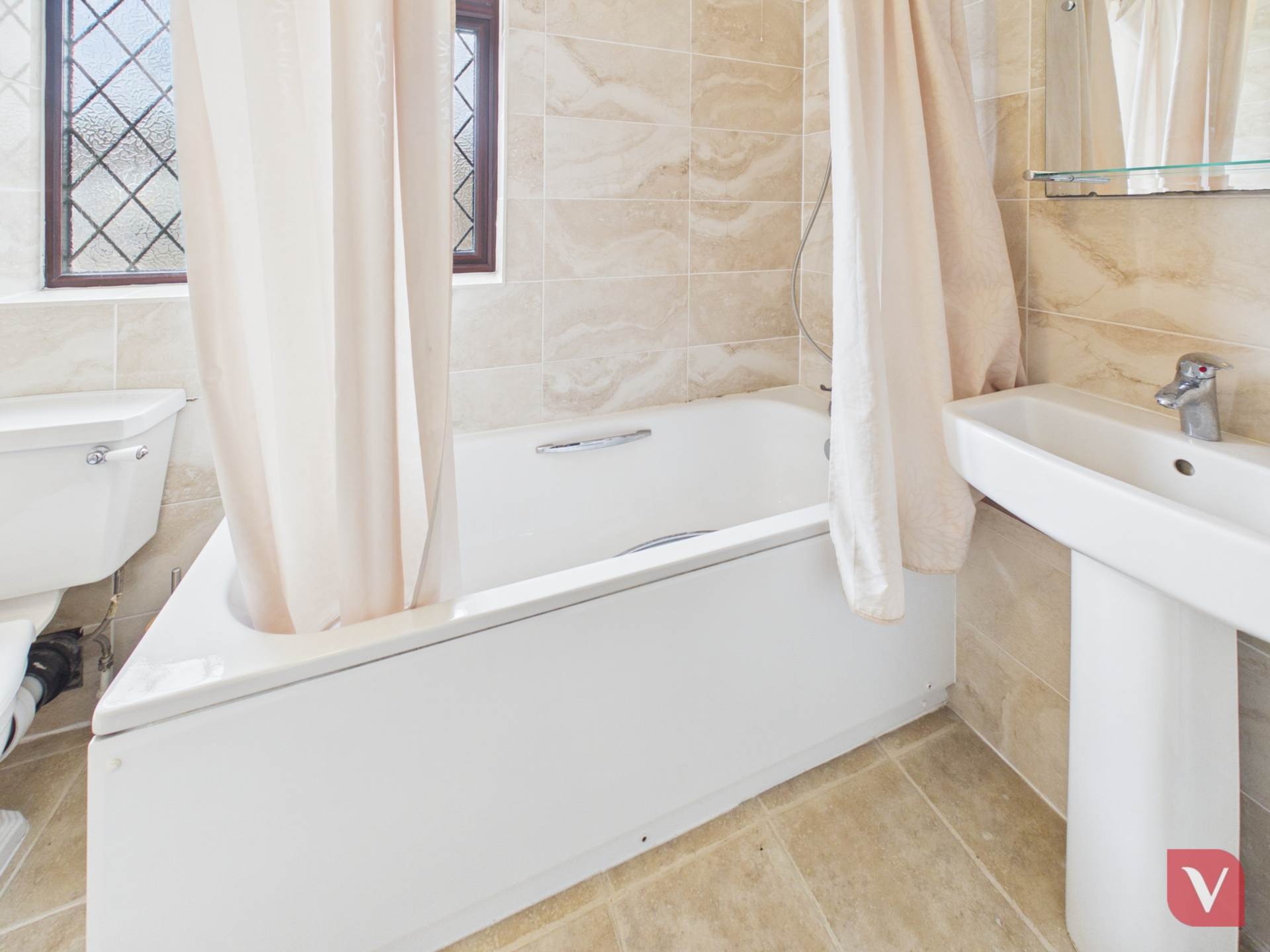 Poynters Road, Luton, Image 12