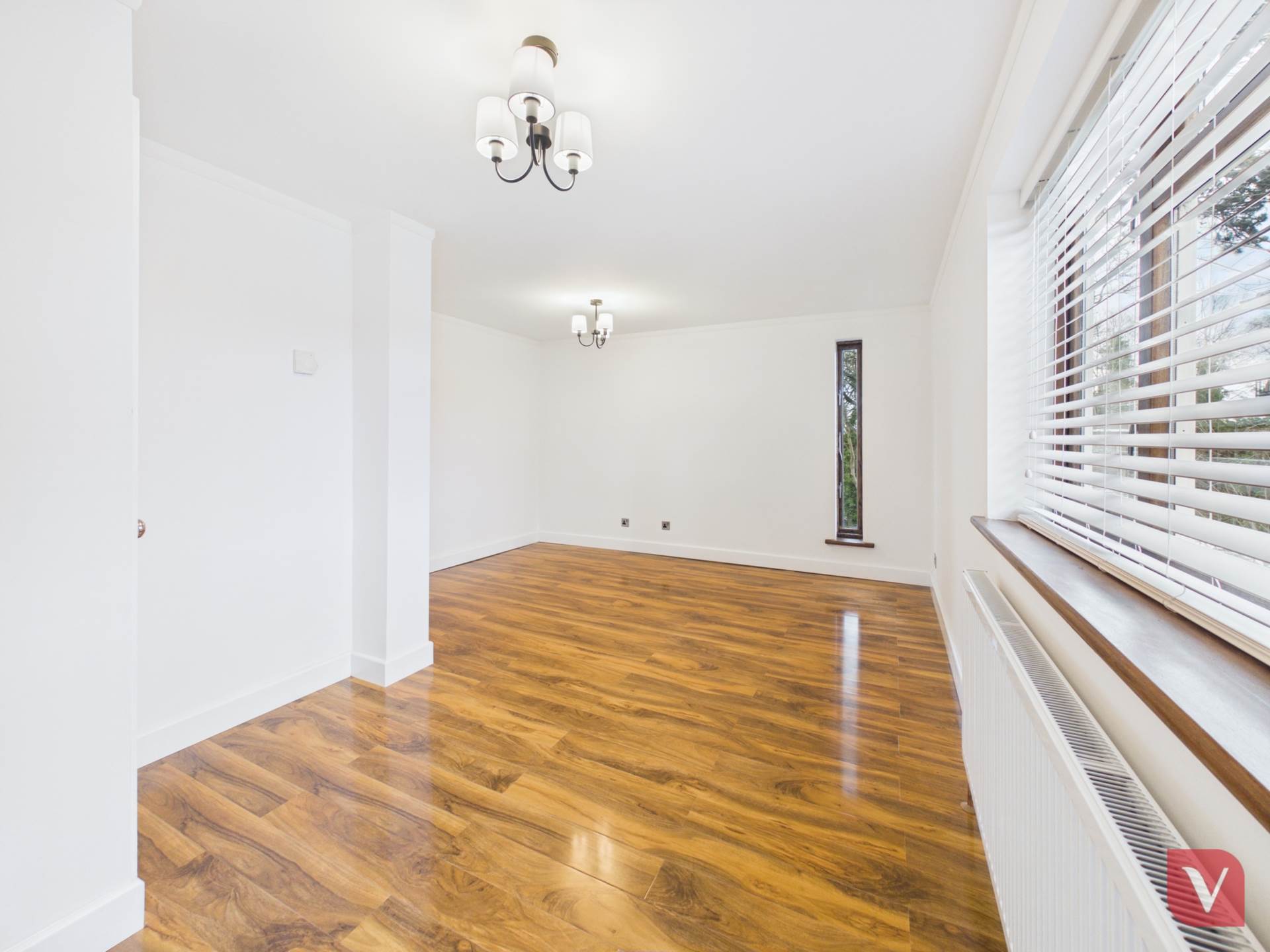 Truncalls, Sutherland Place, Luton, Image 12