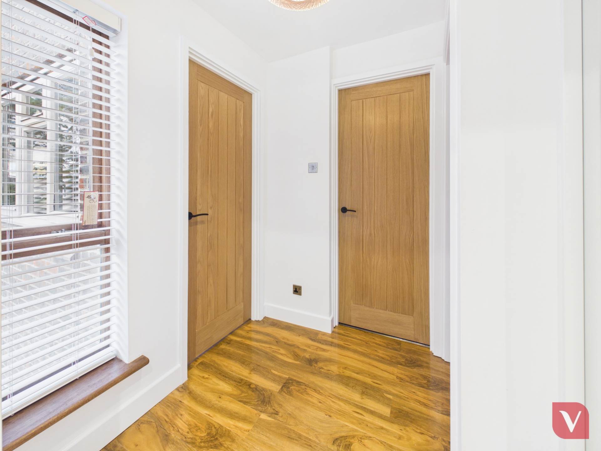 Truncalls, Sutherland Place, Luton, Image 4