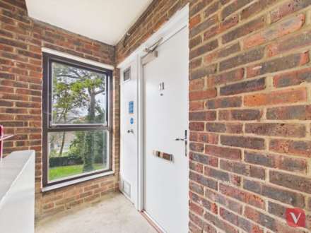 Truncalls, Sutherland Place, Luton, Image 13