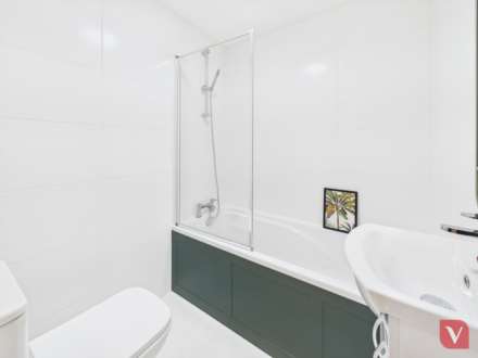 Truncalls, Sutherland Place, Luton, Image 5