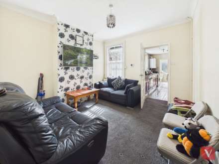 Hampton Road, Luton, Image 3