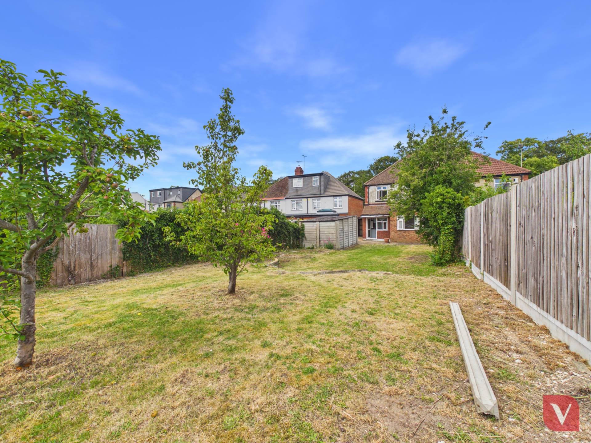 Dunstable Road, Luton, Image 11