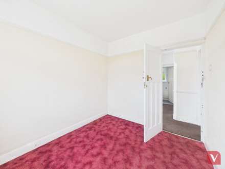 Dunstable Road, Luton, Image 8