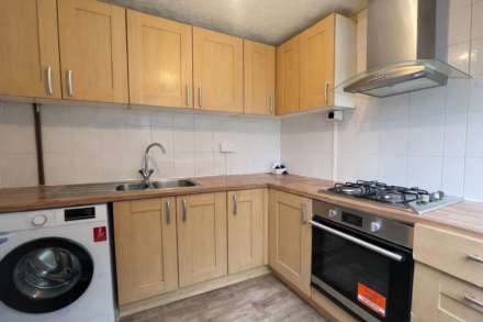 Chertsey Close, Luton, Image 7