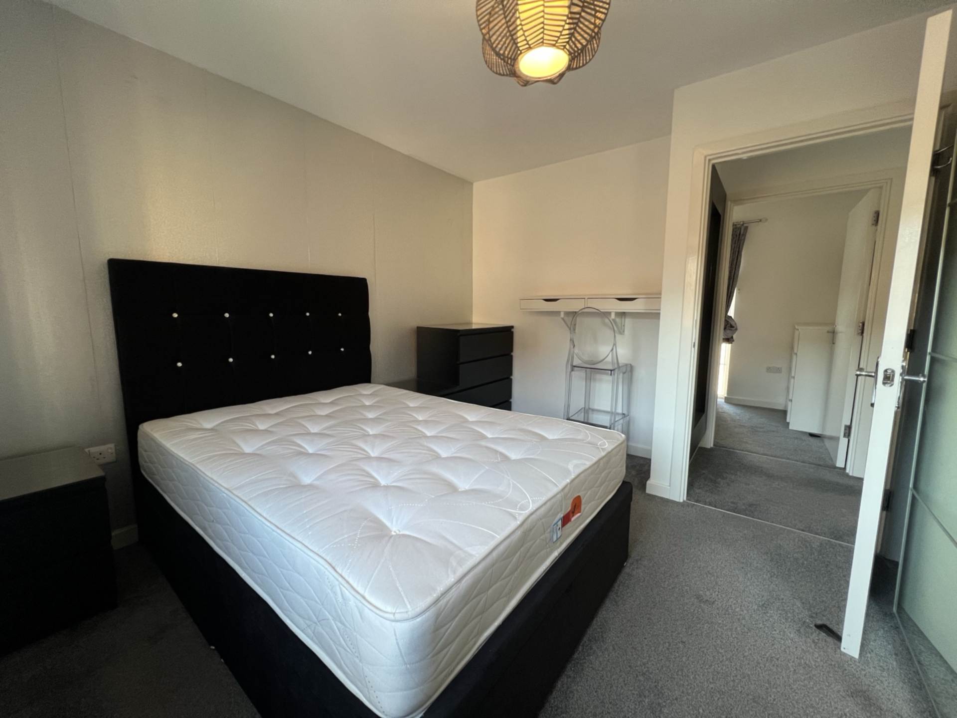 Russett Way, Dunstable, Image 6