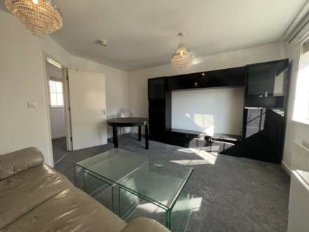 Russett Way, Dunstable, Image 2