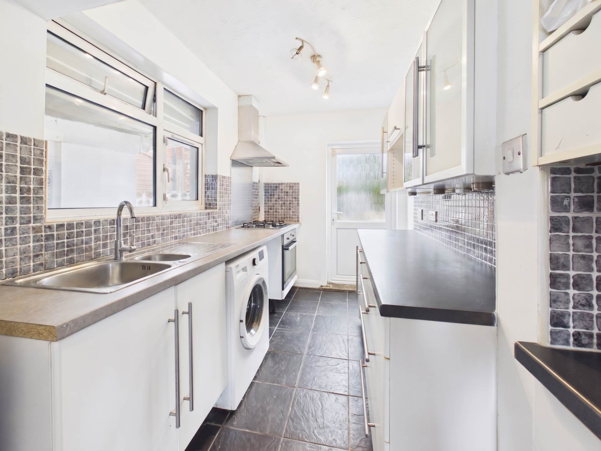 Filmer Road, Luton, Image 6