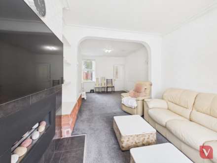 Dallow Road, Luton, Image 2