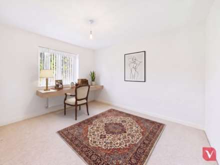 Challney Gardens, Luton, Image 9