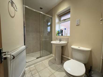 College Road, Bedford, Image 6