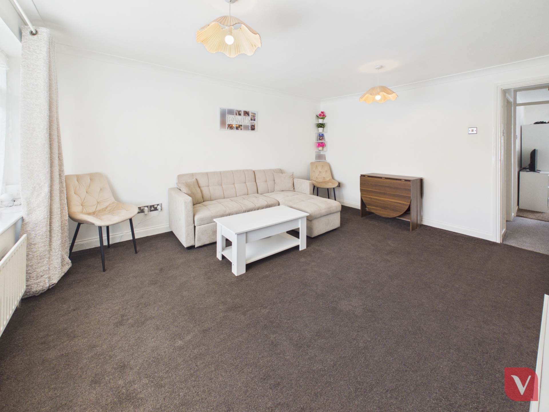 Kinross Crescent, Luton, Image 7