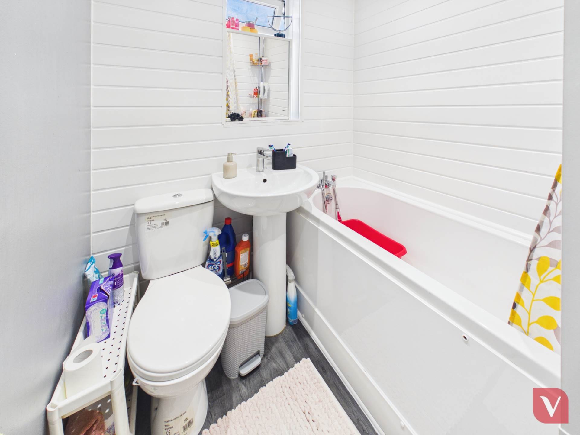 Kinross Crescent, Luton, Image 8