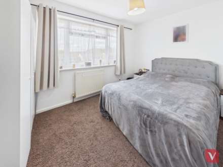 Kinross Crescent, Luton, Image 5