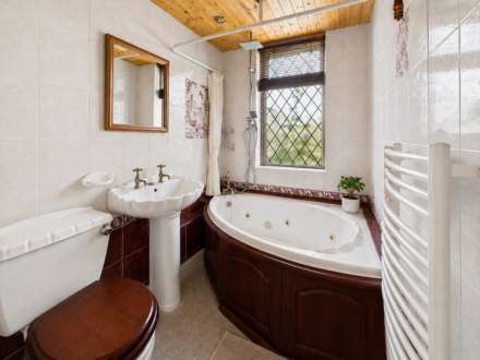 Bishopscote Road, Luton, Image 6