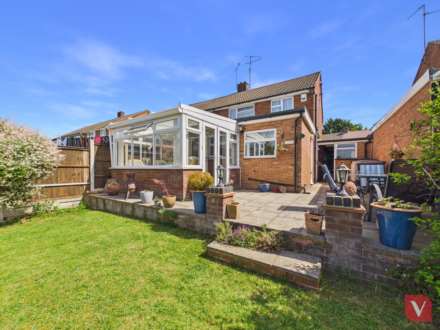 Holmscroft Road, Luton, Image 11