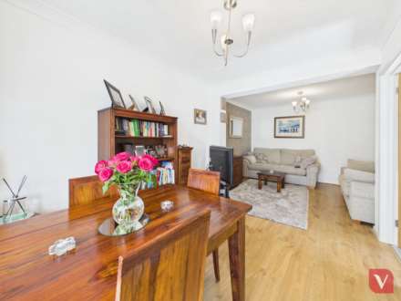 Holmscroft Road, Luton, Image 4