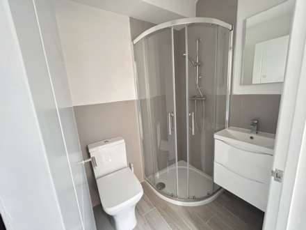 Dunstable Place, Luton, Image 6