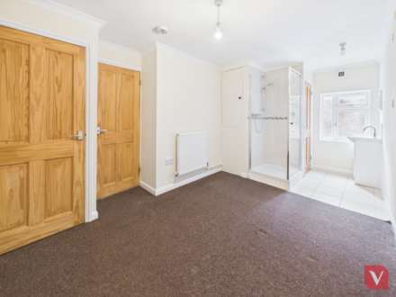 Cardigan Mews, Luton, Image 4