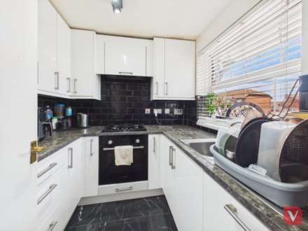 Whitehaven, Luton, Image 4