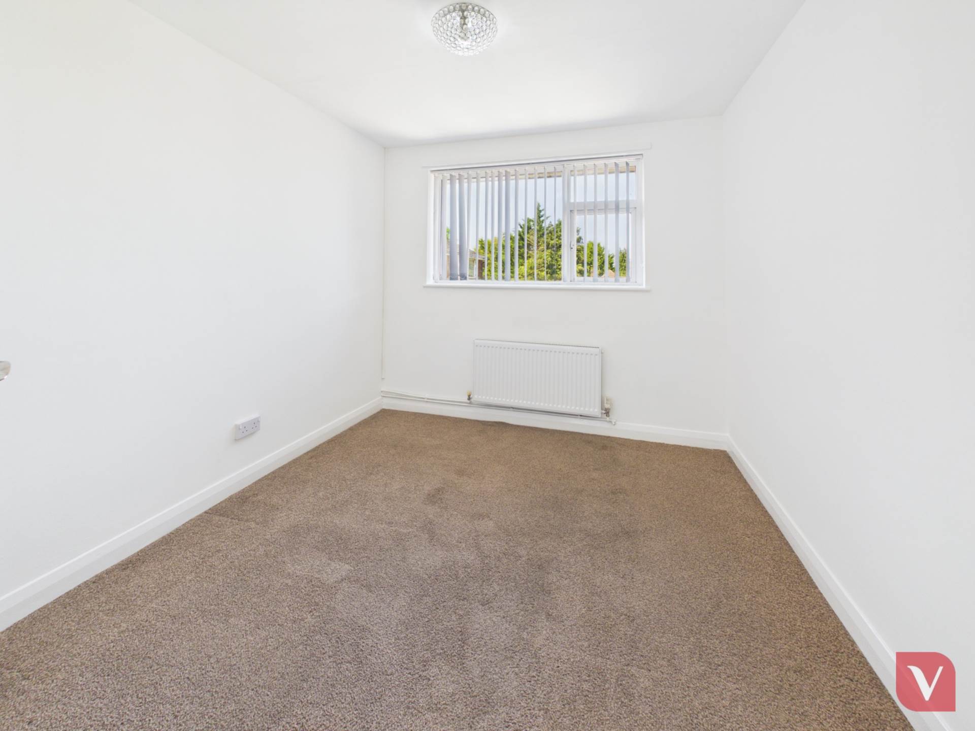 James Court, Luton, Image 3