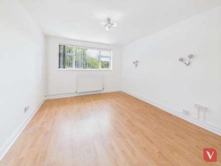 James Court, Luton, Image 2