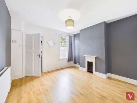Ashton Road, Luton, Image 3