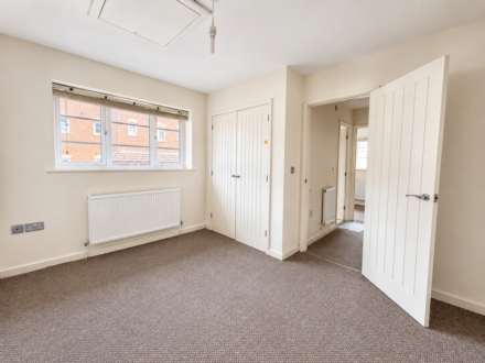 Kingswood Court, Luton, Image 7