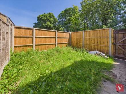 Halleys Way, Dunstable, Image 8
