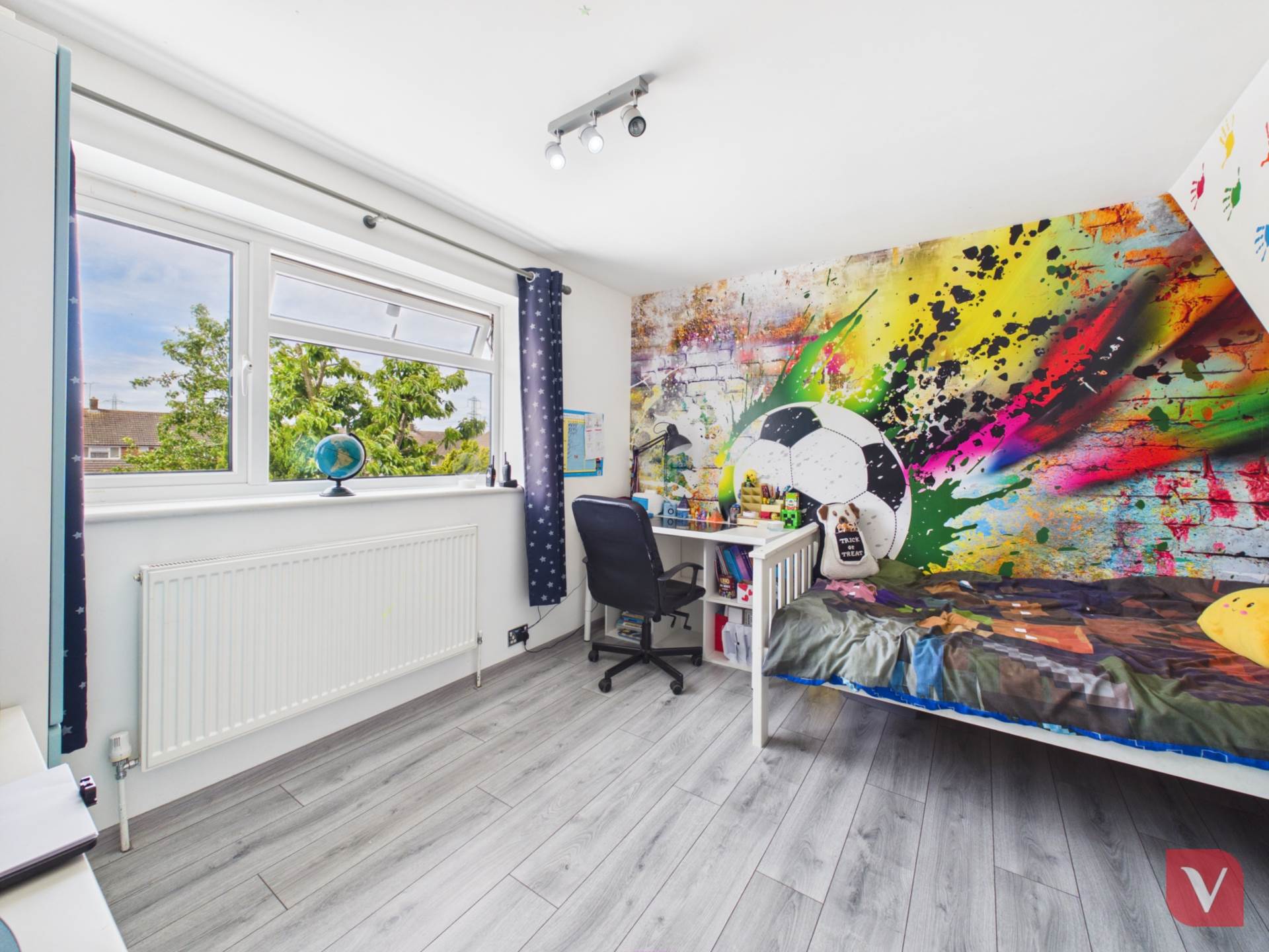 Reaper Close, Luton, Image 11