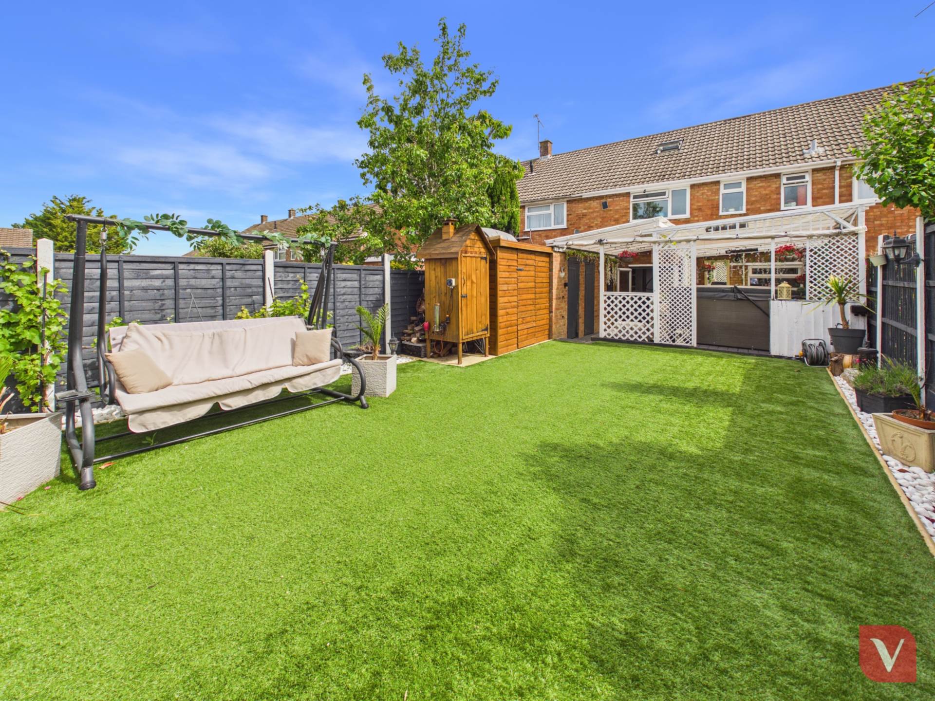 Reaper Close, Luton, Image 8