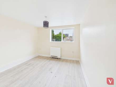 Milliners Way, Luton, Image 2